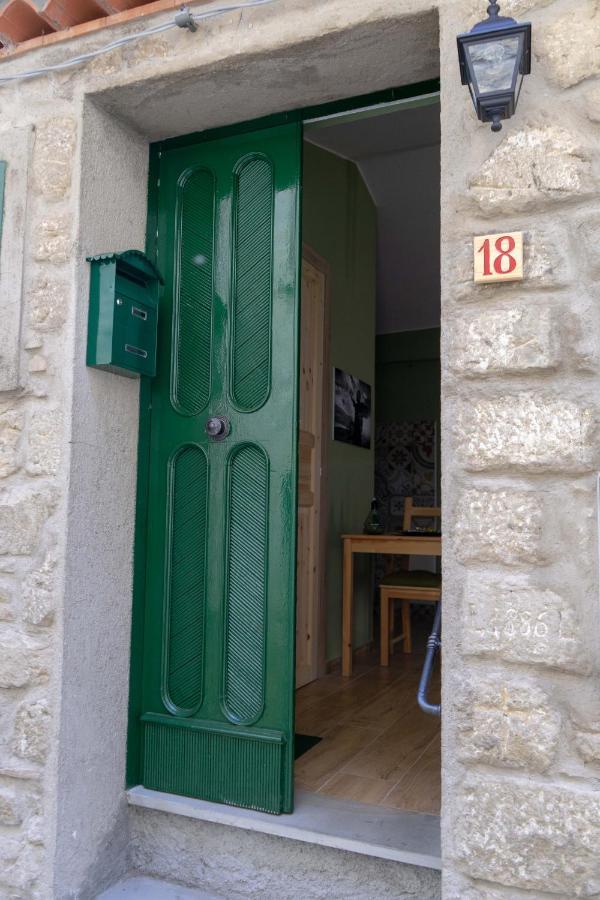 B&B Sud E Magia Castelmezzano Extérieur photo